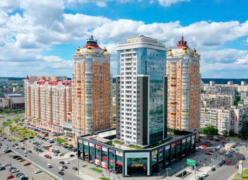Vip Apartment 120M2 With Panoramic Windows, 22 Floor. Obolon Kyiv Exterior photo